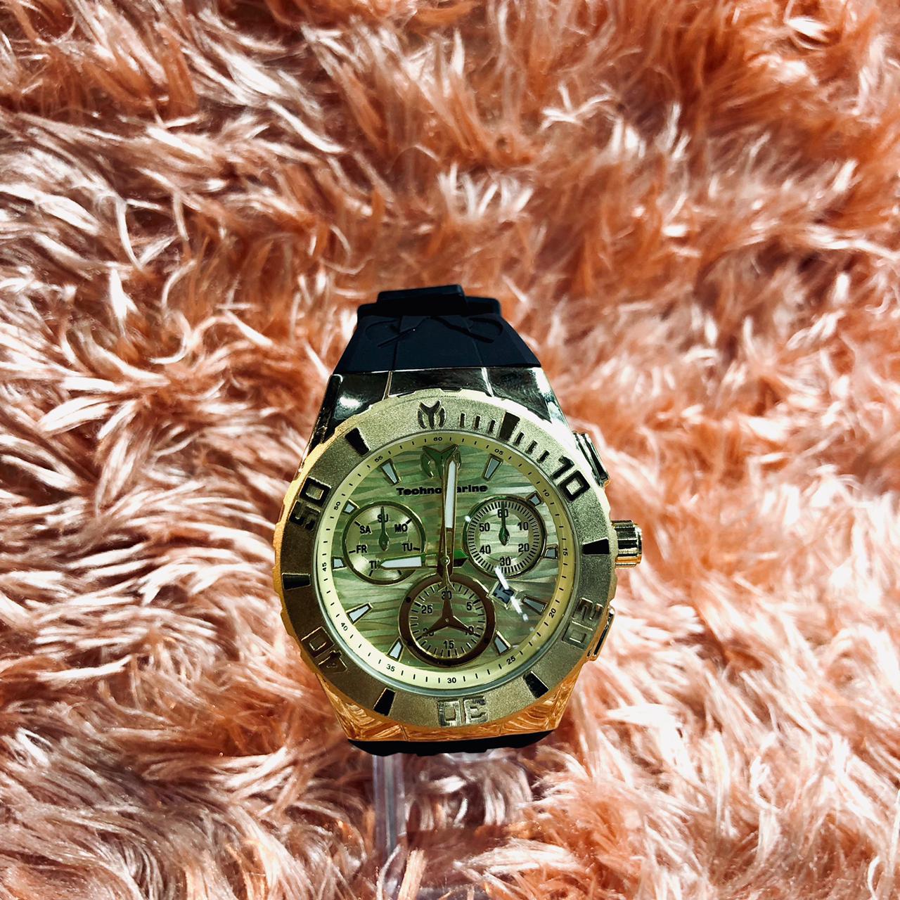 Technomarine Manta con Estuche Acrilico